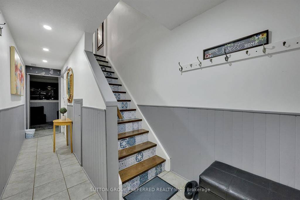 London South, ON N6C 5H5,320 Westminster AVE #71