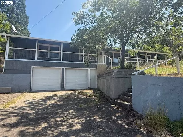 Roseburg, OR 97470,1308 SE GERMOND AVE