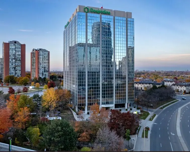 3 Robert Speck Pkwy #100, Mississauga, ON L4Z 1S1