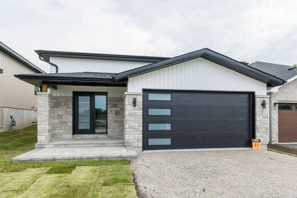 Quinte West, ON K0K 2C0,41 Meagan LN