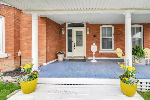 Hamilton, ON L8K 5S7,141 Mount Albion RD