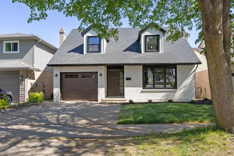 92 Scenic Wood CRES, Kitchener, ON N2A 3N6
