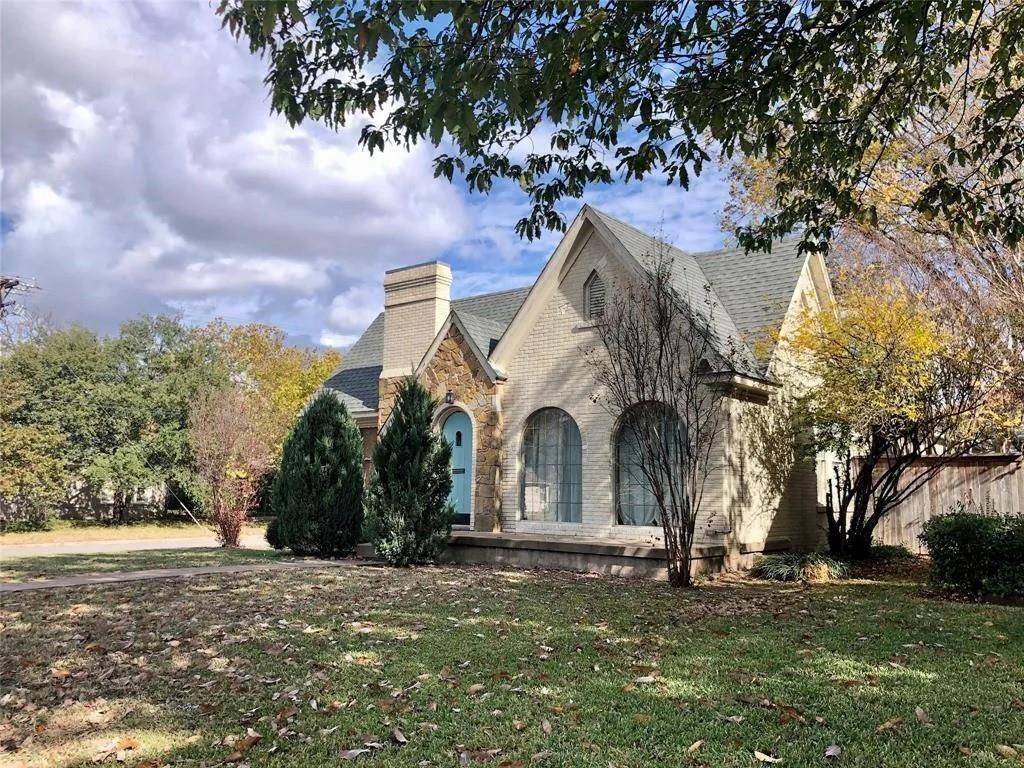 Fort Worth, TX 76109,3301 Rogers Avenue