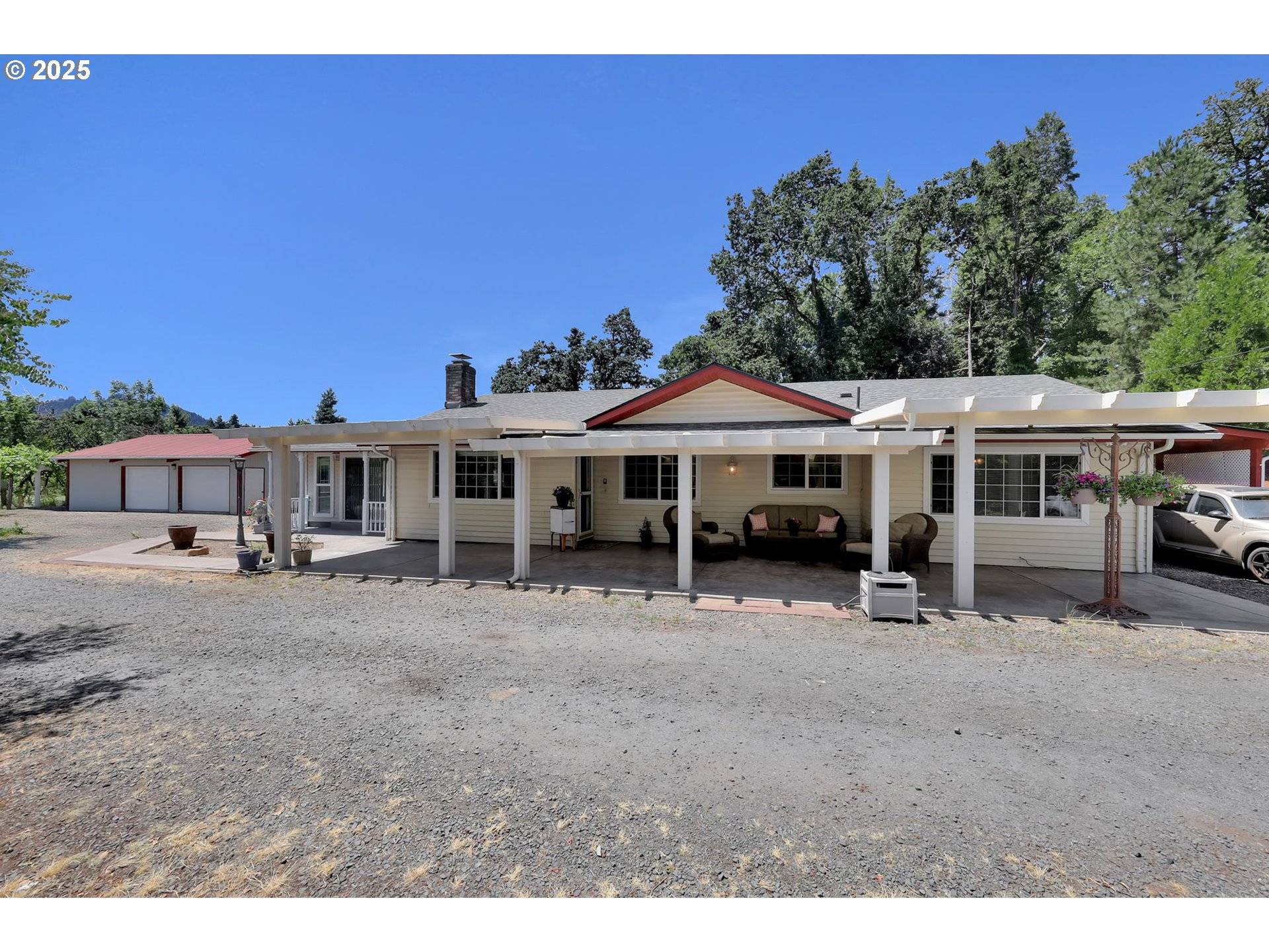 4705 JASPER RD, Springfield, OR 97478