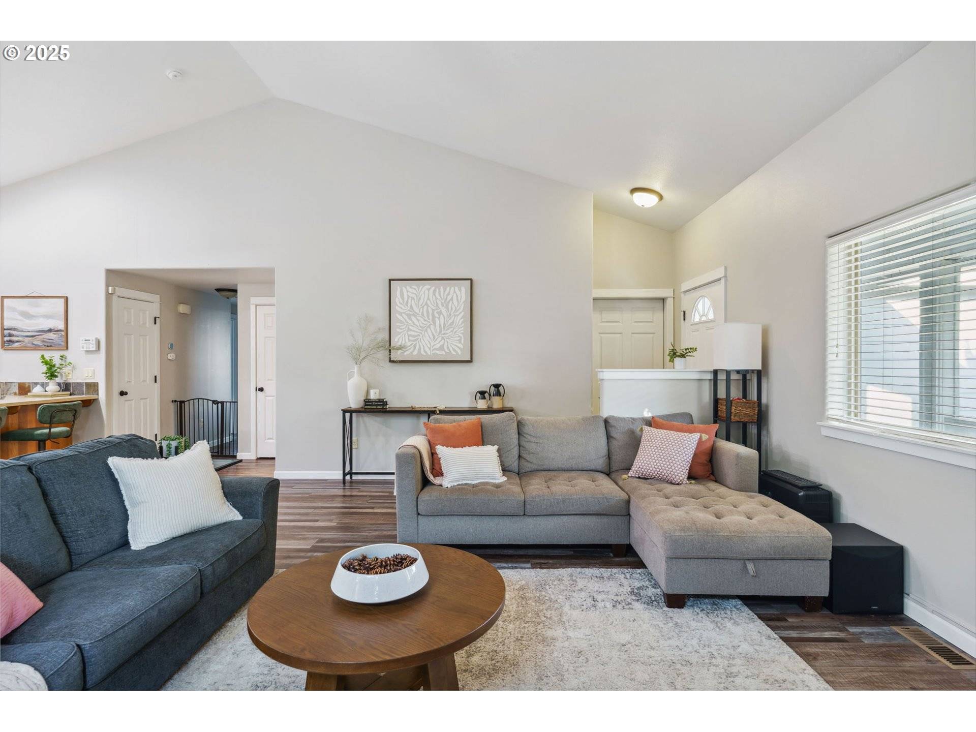 Springfield, OR 97477,1230 W FAIRVIEW DR