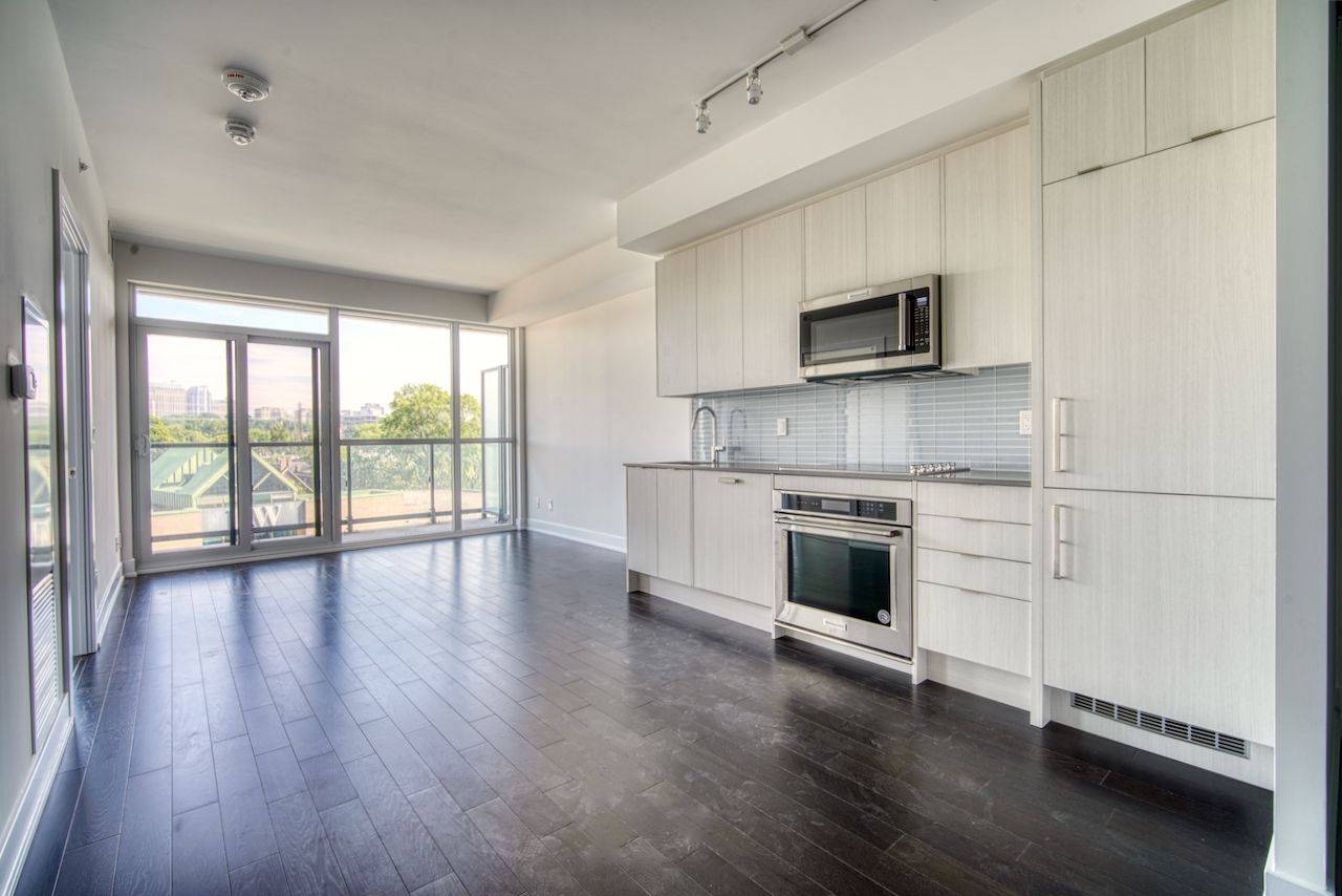181 Bedford RD #503, Toronto C02, ON M5R 0C2