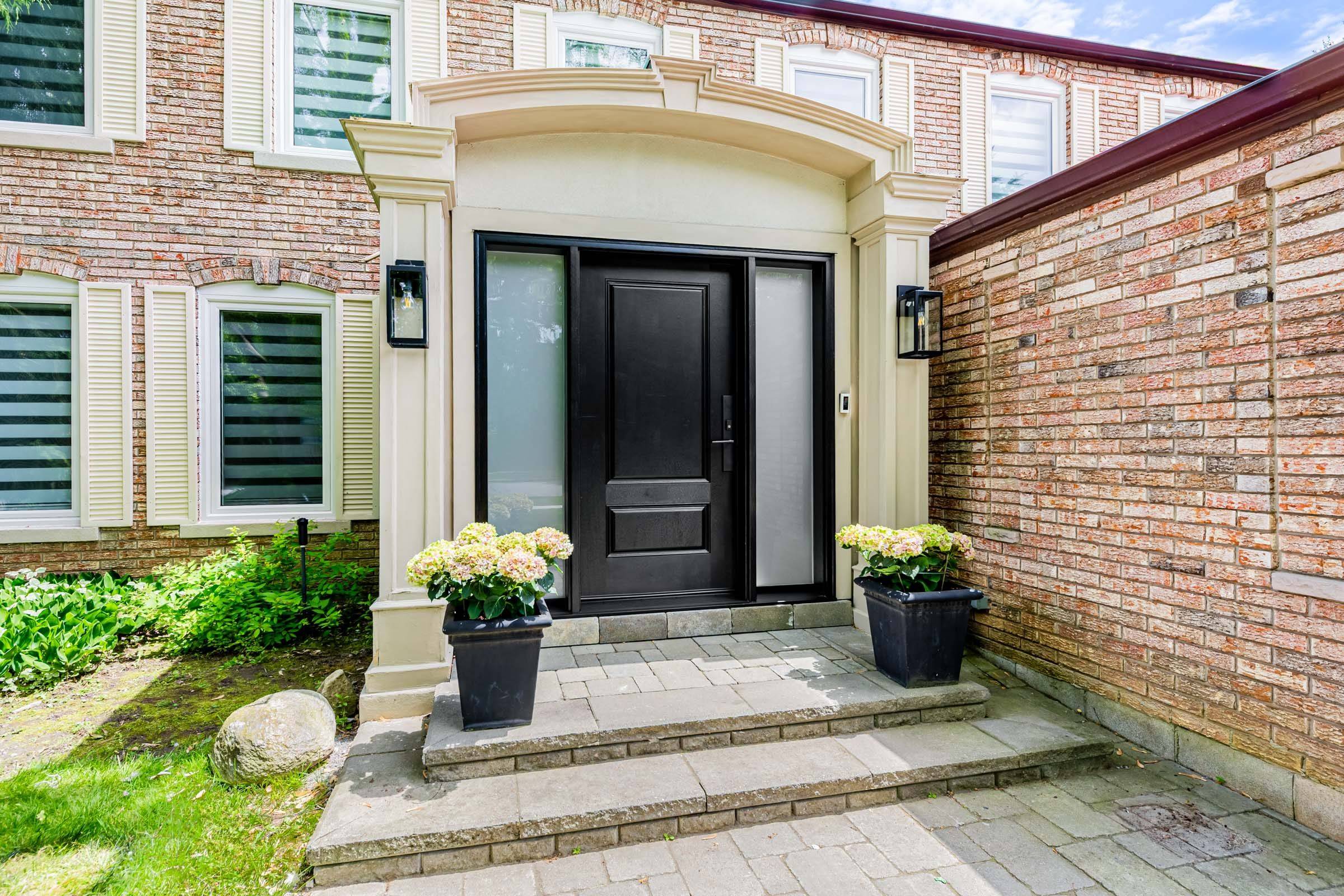Toronto C12, ON M2L 2E7,57 Riderwood DR