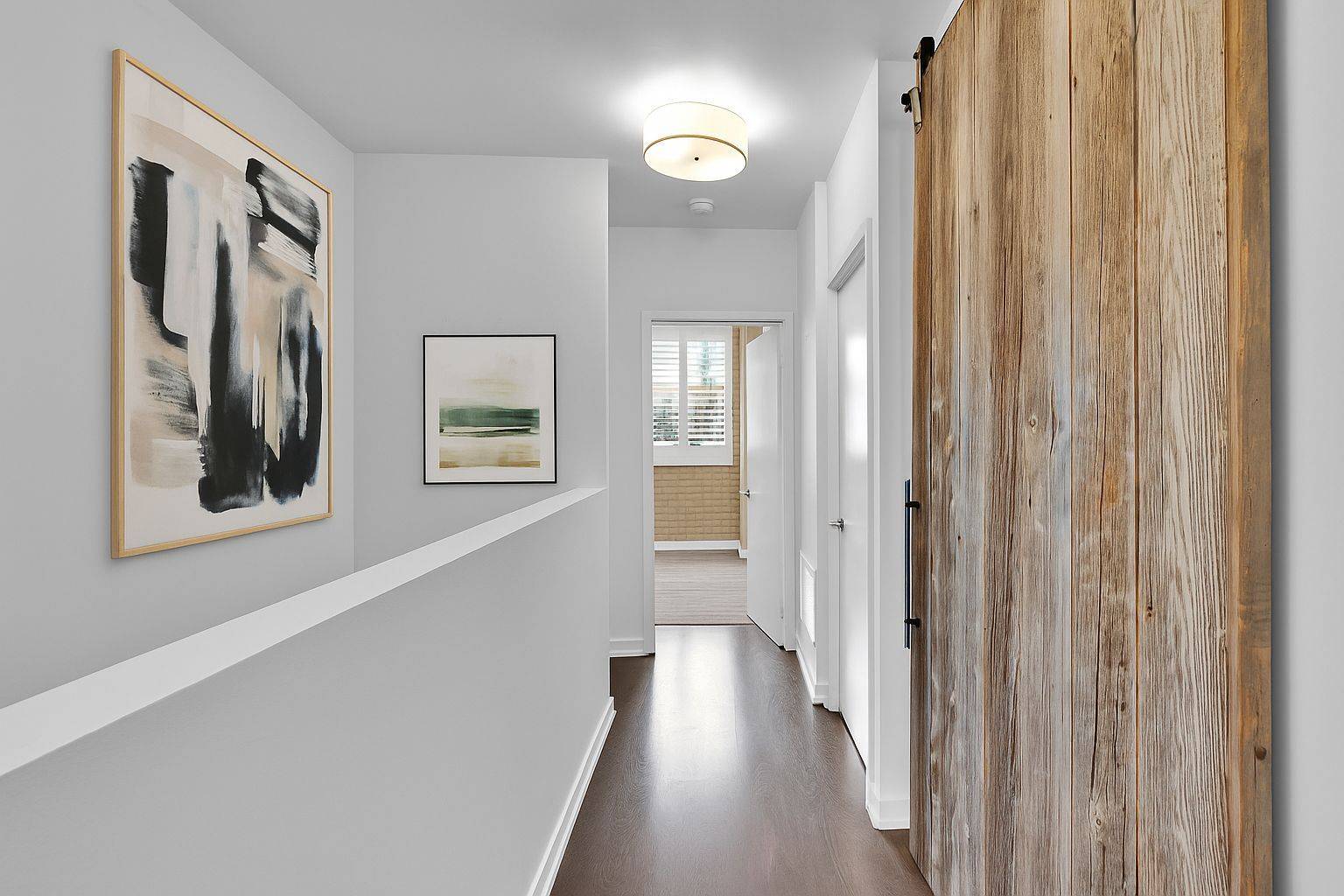 Toronto E01, ON M4M 2S3,201 Carlaw AVE #128
