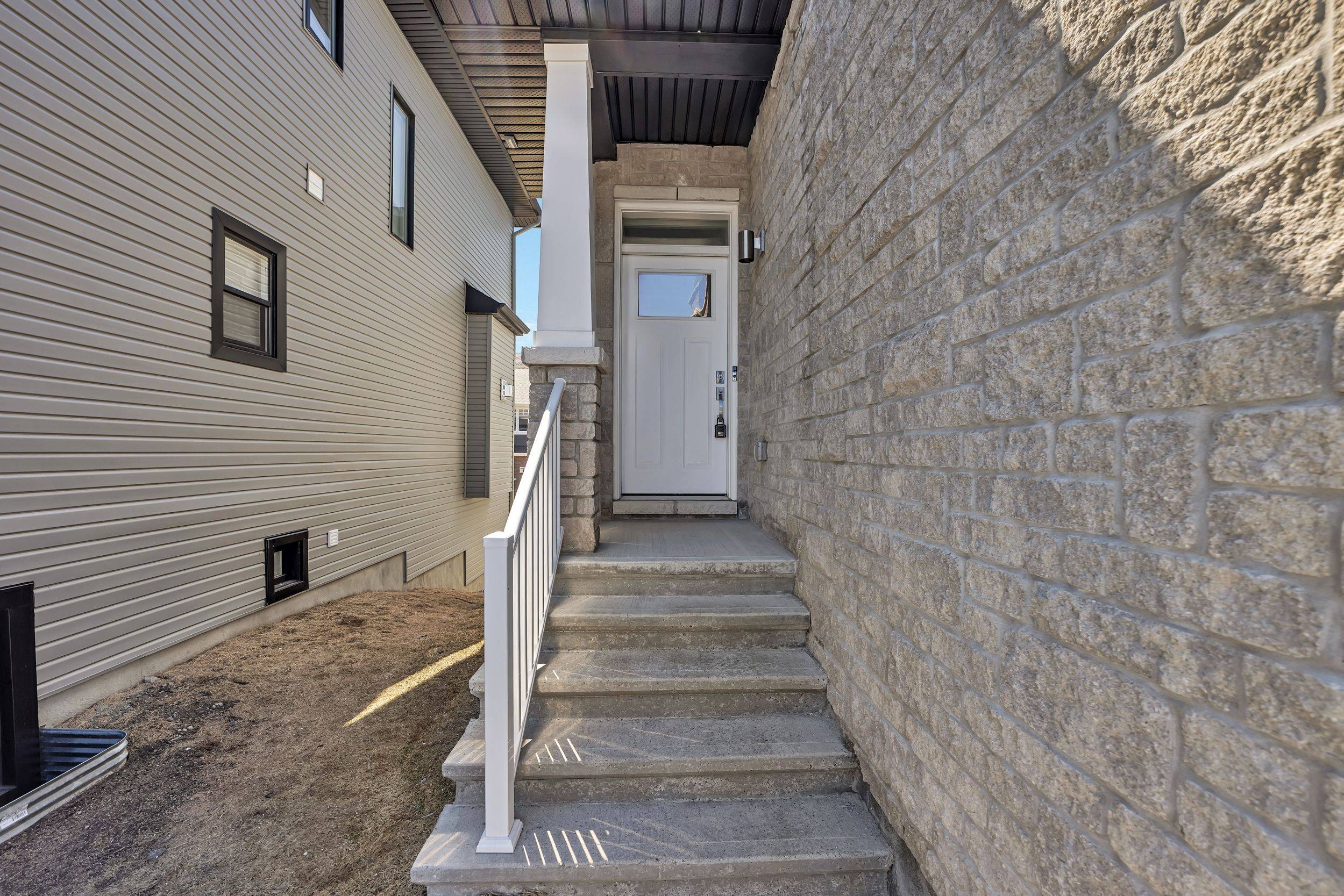 Kanata, ON K2T 0S2,279 Ketchikan CRES
