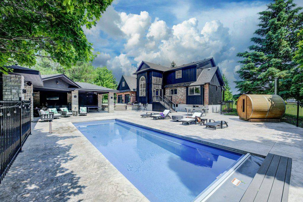 Centre Wellington, ON N0B 2K0,8466 Sideroad 30 N/A