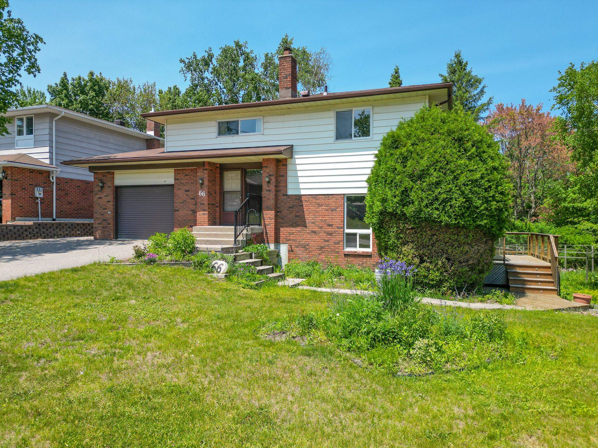 North Bay, ON P1A 3X7,66 Sable CRES
