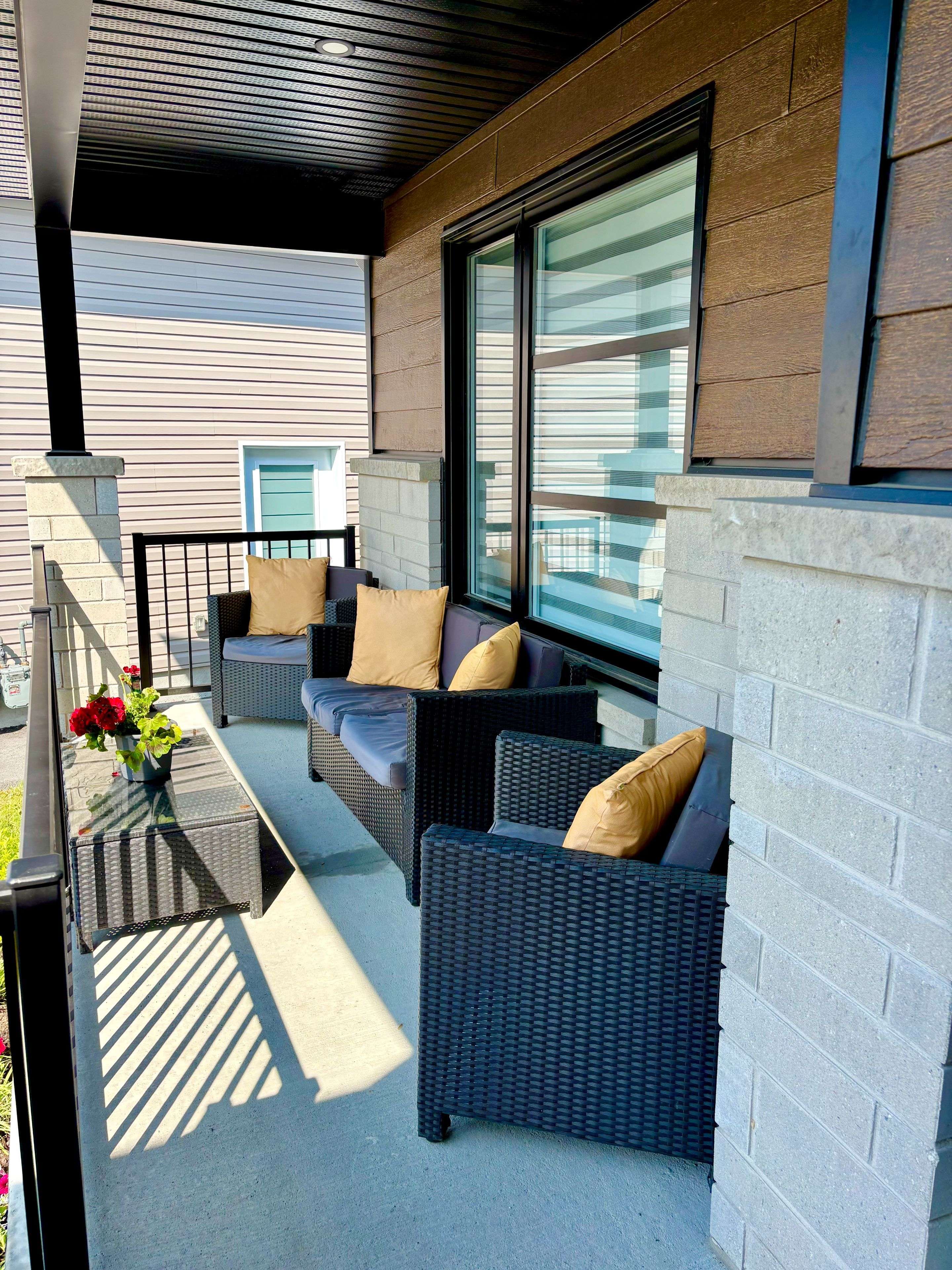 Russell, ON K0A 1W0,208 Filion ST