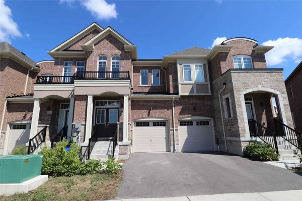 162 Harding Park ST, Newmarket, ON L3Y 0E4
