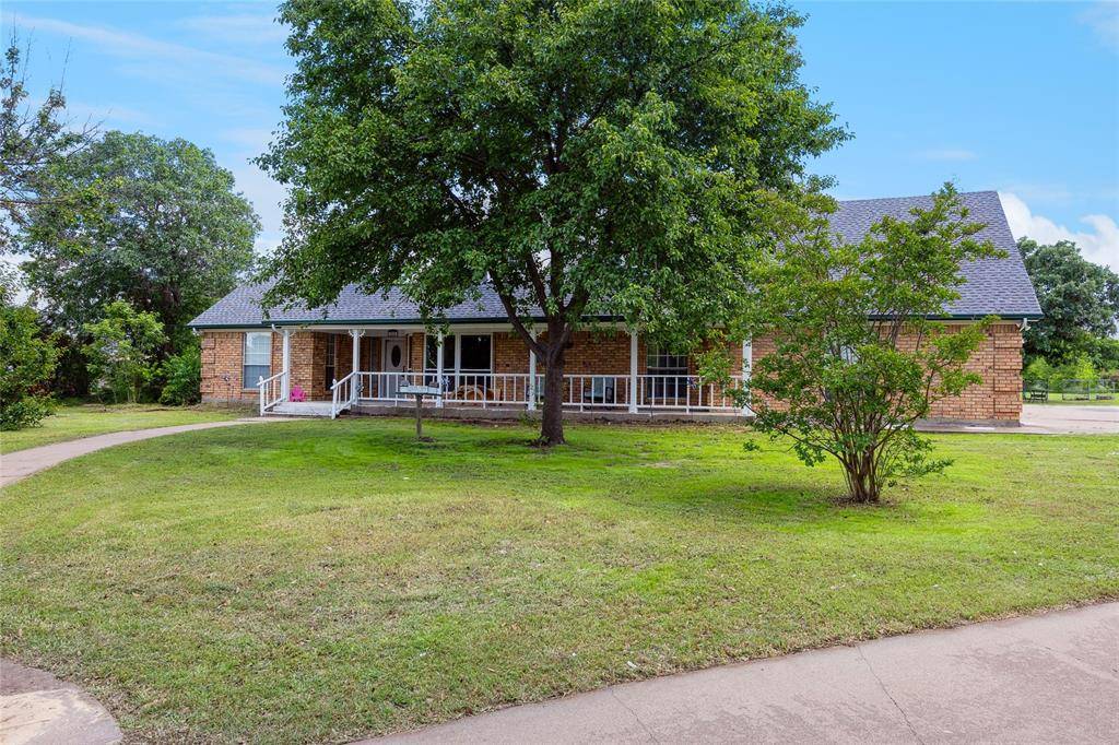 216 Berry Drive, Haslet, TX 76052