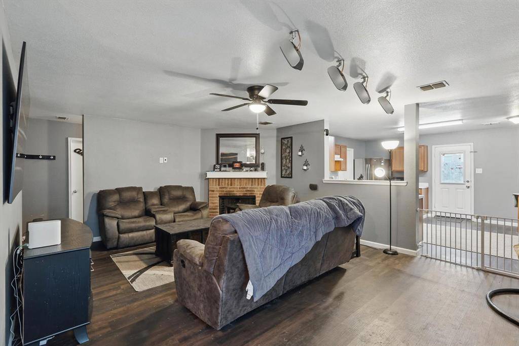Fort Worth, TX 76179,848 Cats Eye Drive