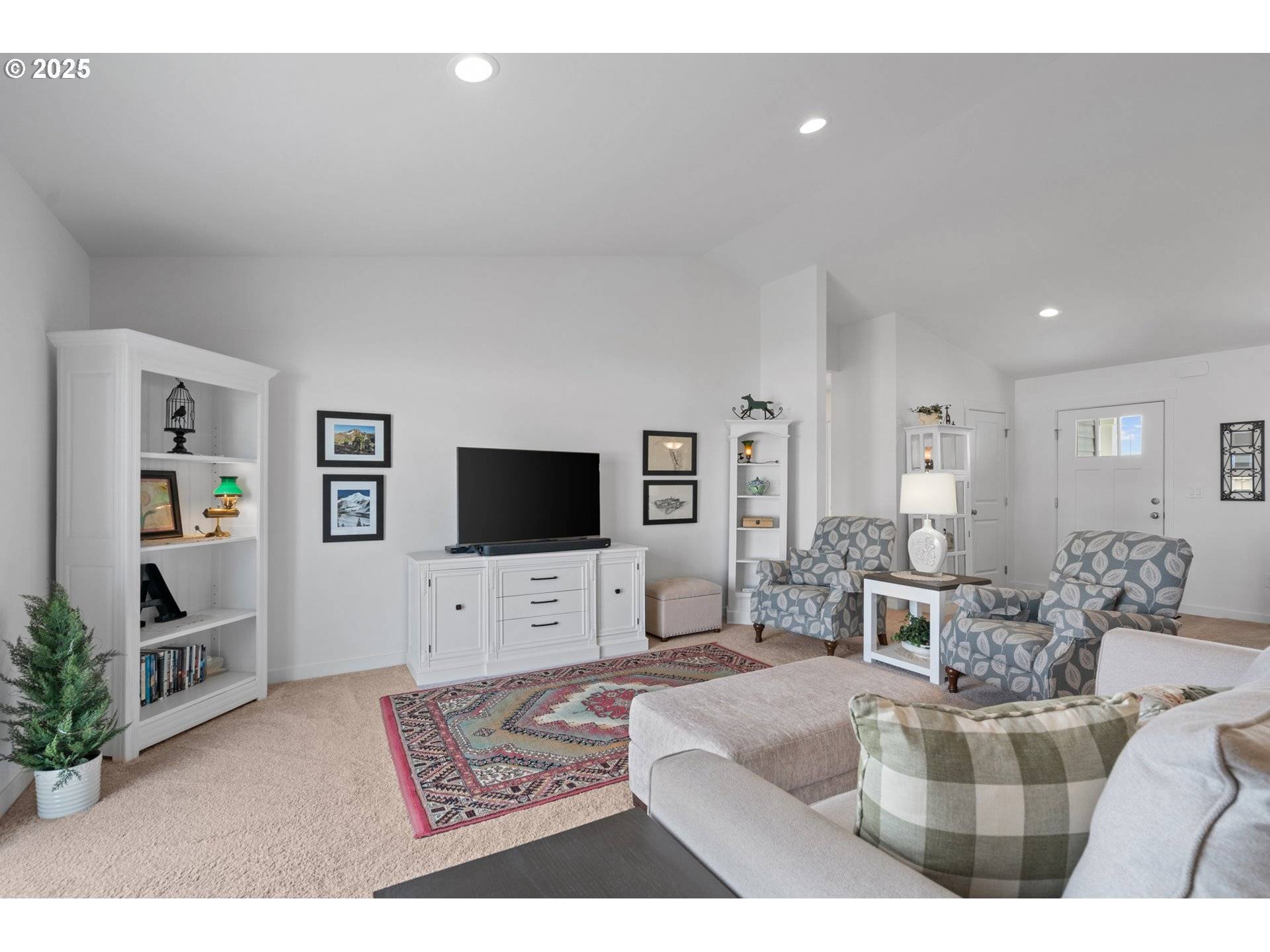 Boardman, OR 97818,400 SW GOLDFINCH LN