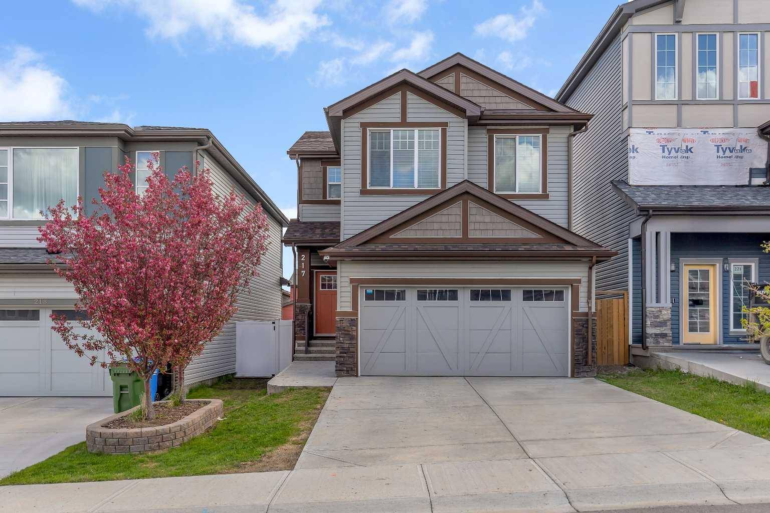 217 Lucas MNR Northwest, Calgary, AB T3P 1H9