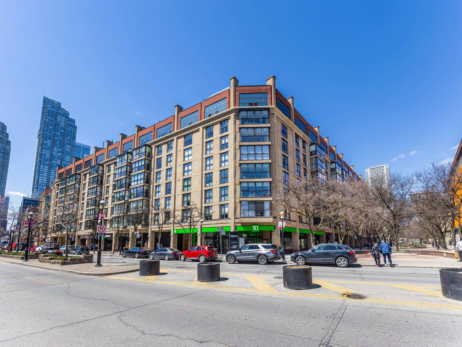 Toronto C08, ON M5E 1T4,80 Front ST E #708