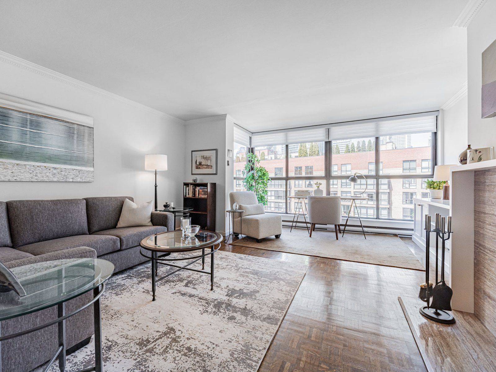 Toronto C08, ON M5E 1T4,80 Front ST E #708