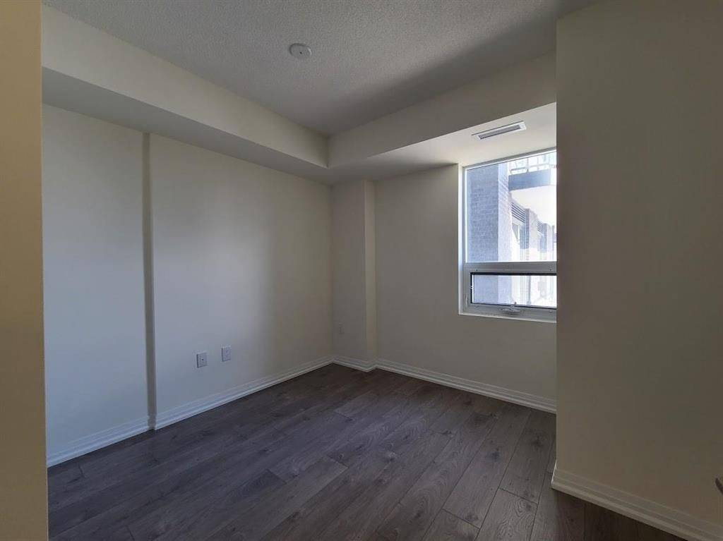 Toronto C06, ON M3H 2S9,741 Sheppard AVE W #303