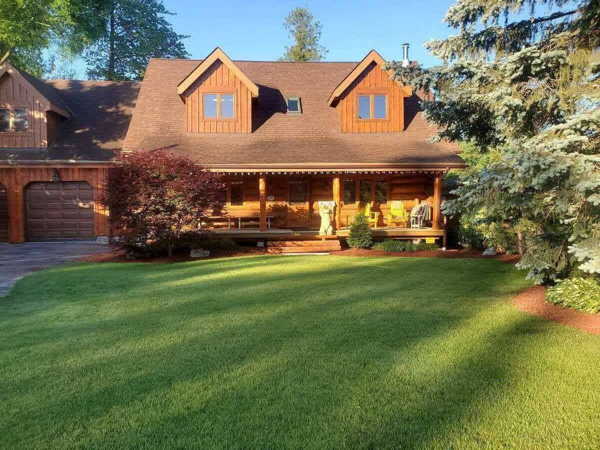 271 Bay ST, Saugeen Shores, ON N0H 2L0