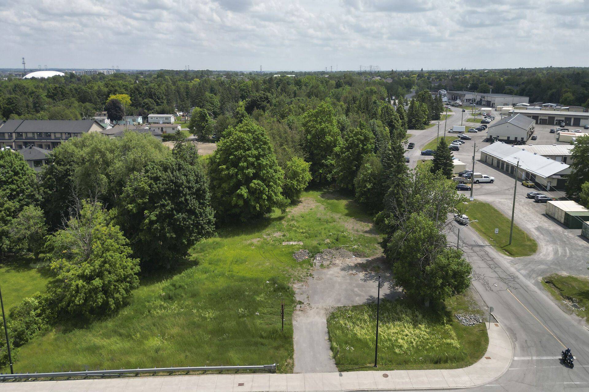 Stittsville - Munster - Richmond, ON K2S 1B9,5830 Hazeldean RD