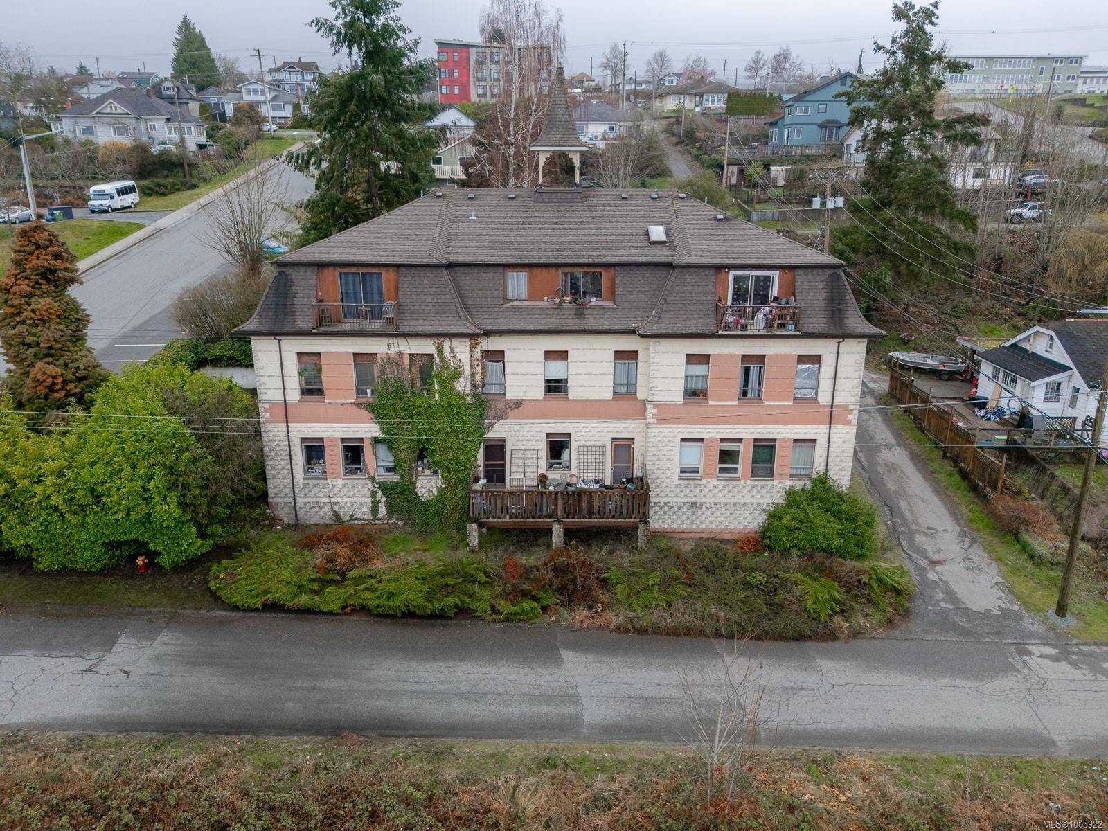 Ladysmith, BC V9G 1B1,210 Buller St