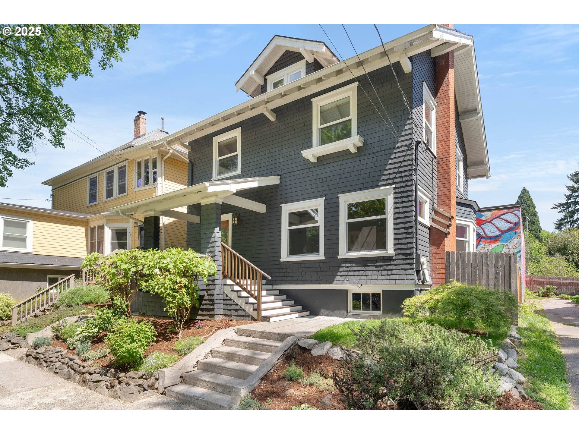 Portland, OR 97214,114 SE 17TH AVE