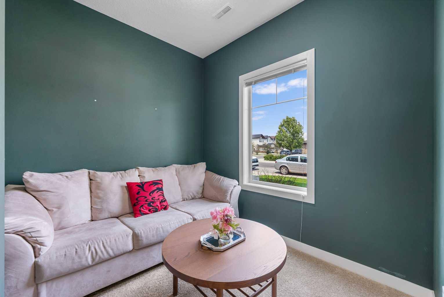 Calgary, AB T3J 0R5,327 Taralake WAY NE