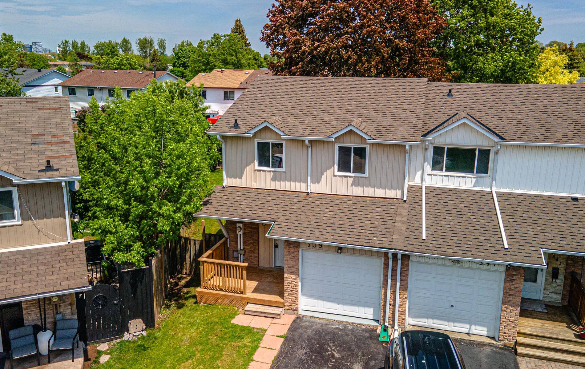 Oshawa, ON L1J 6L3,539 Dorchester DR