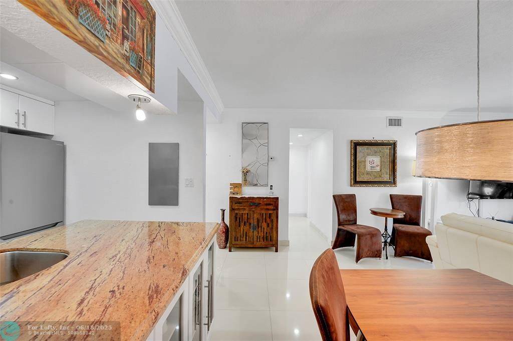 17090 NE 14th Ave  #103, North Miami Beach, FL 33162
