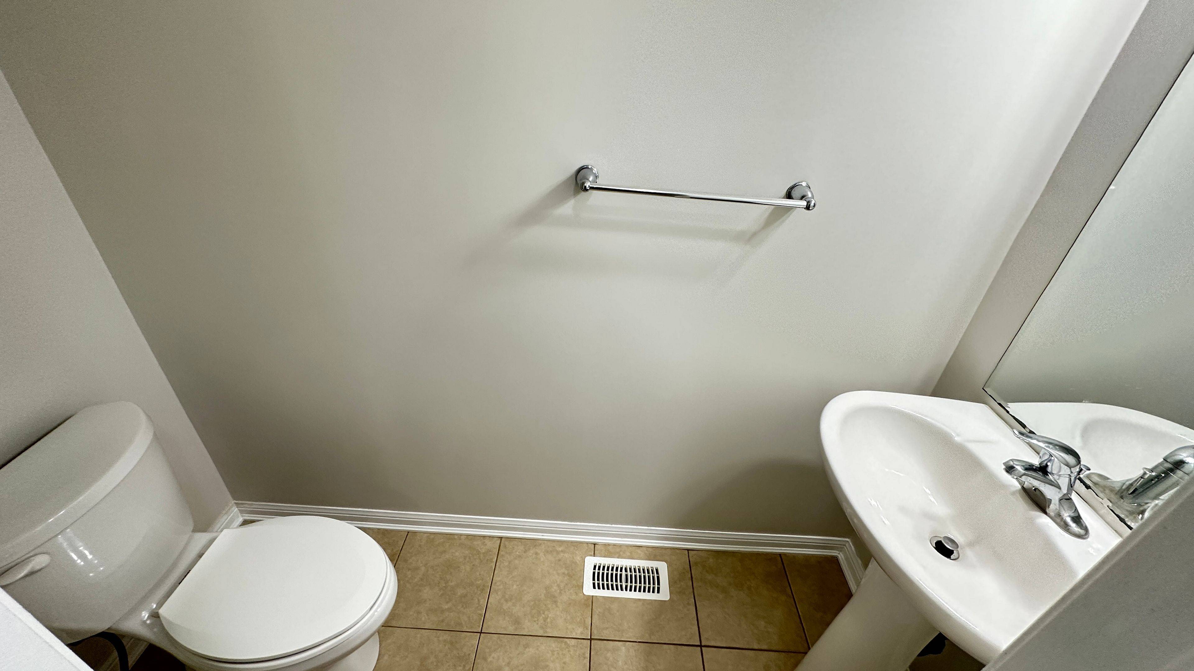 Brampton, ON L7A 0G2,32 Gibbs RD #- Upper level