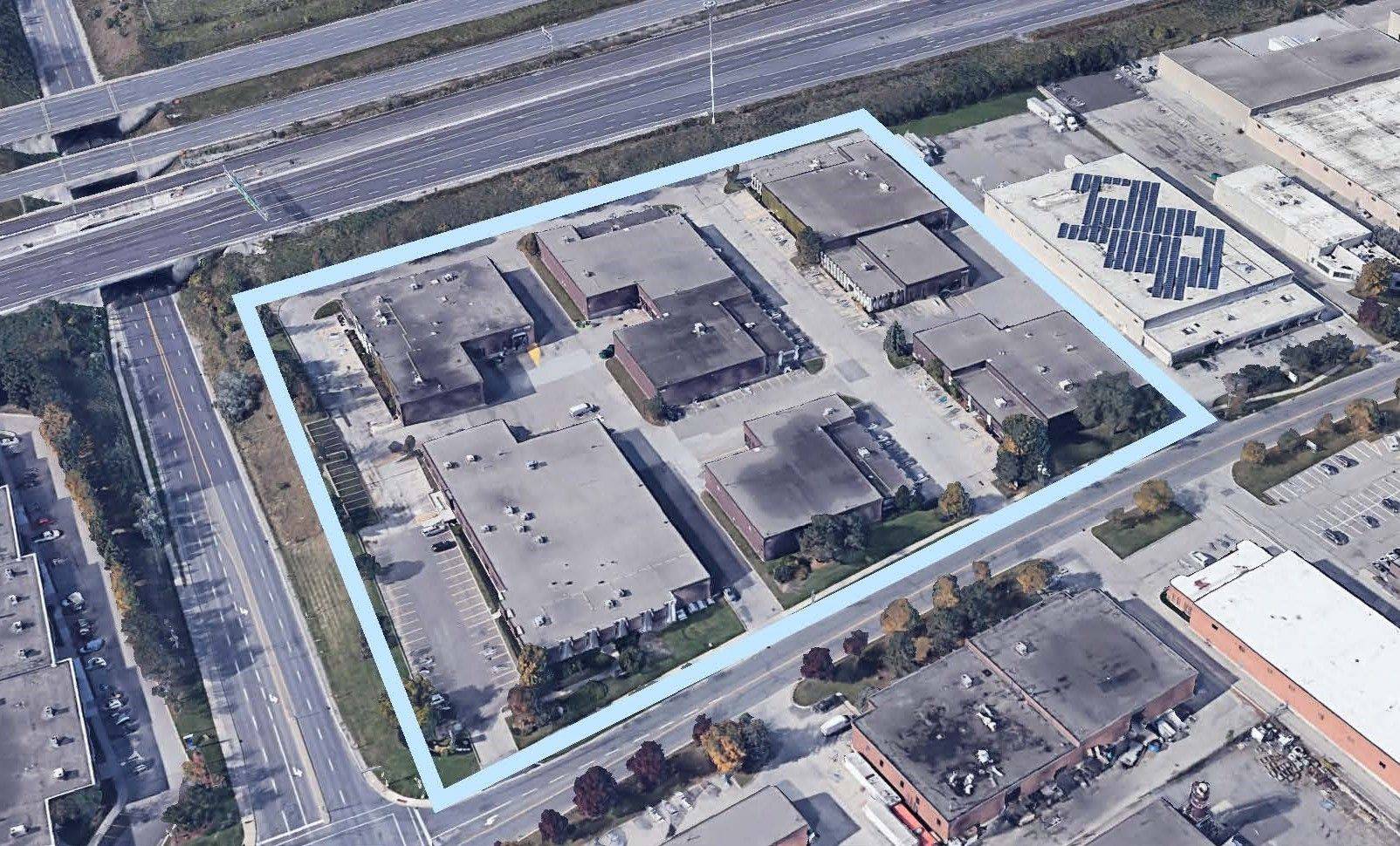 5448 Timberlea BLVD #1, Mississauga, ON L4W 2T7