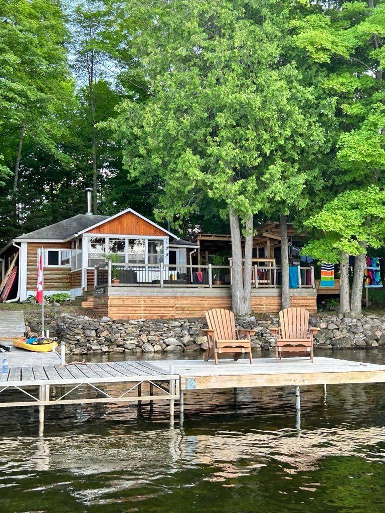 Stone Mills, ON K0G 1M0,11 Cypress LN