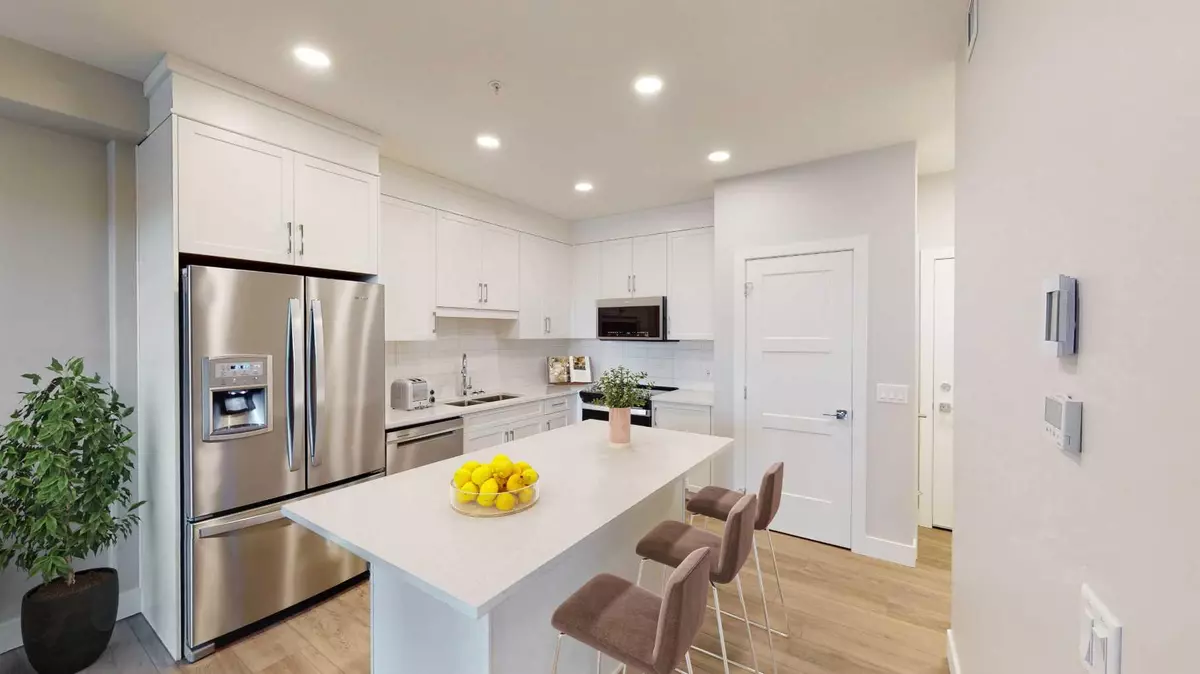 Calgary, AB T3H 6G3,8355 19 AVE Southwest #120