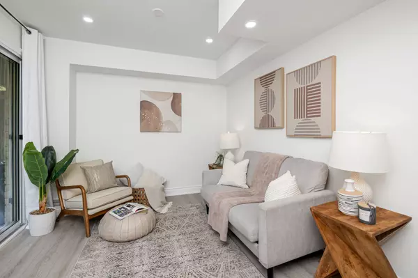 Mississauga, ON L5A 3Y8,3345 Silverado DR #17