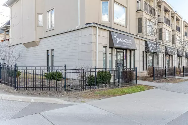 Milton, ON L9T 7Z1,521 Thompson RD S #1