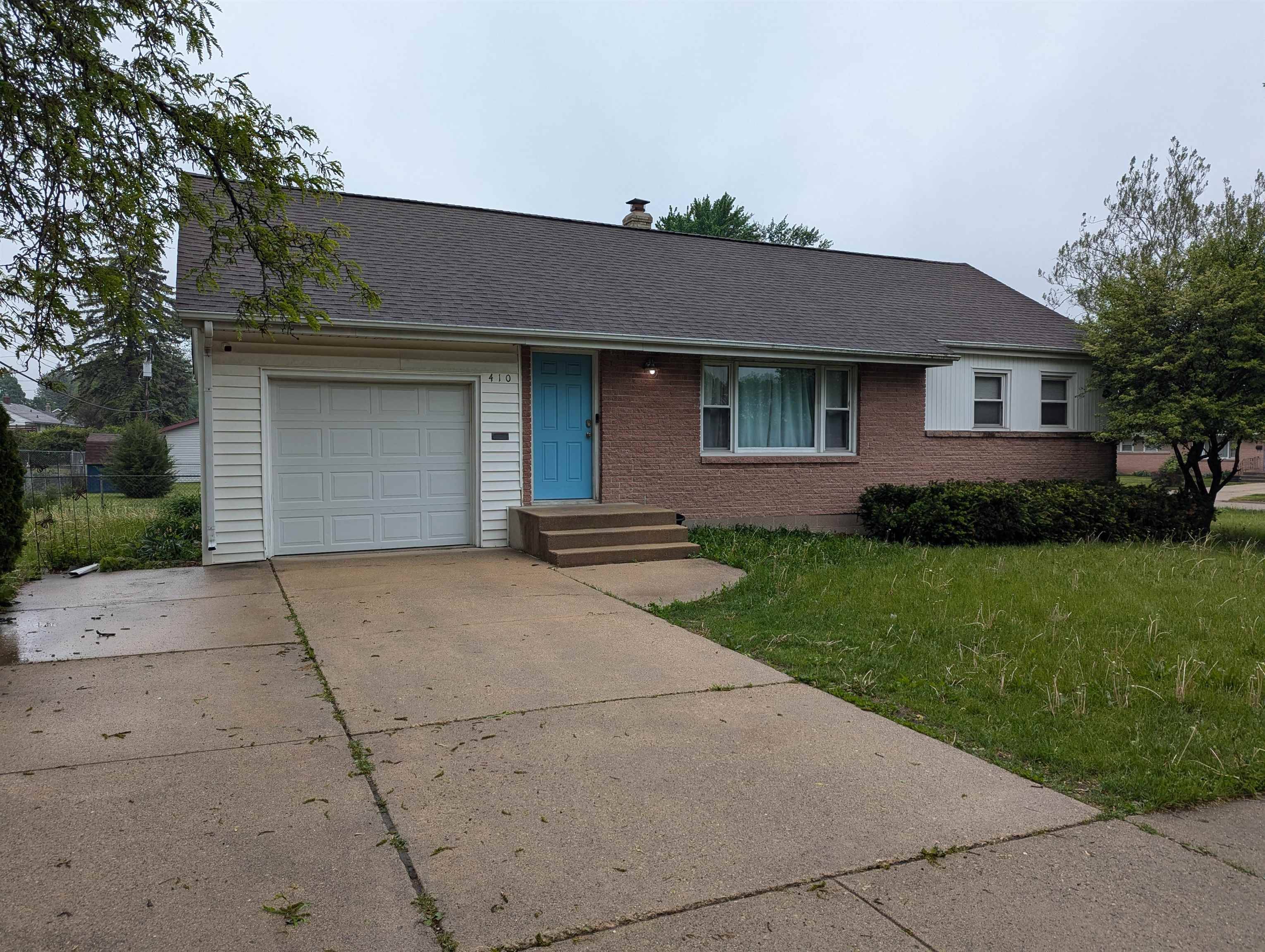 410 Hunter, Rockford, IL 61108