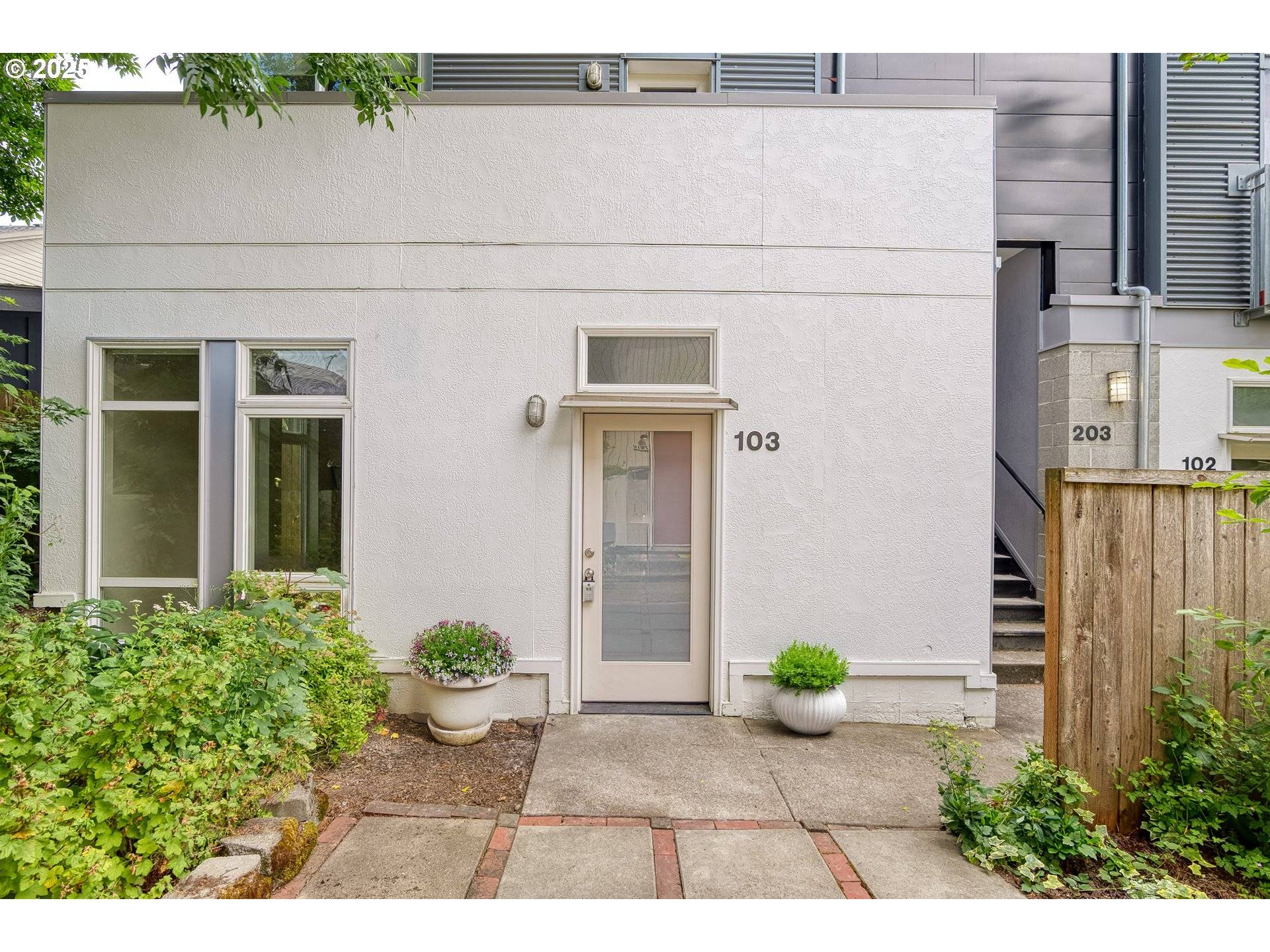 2021 SE CLINTON ST #103, Portland, OR 97202