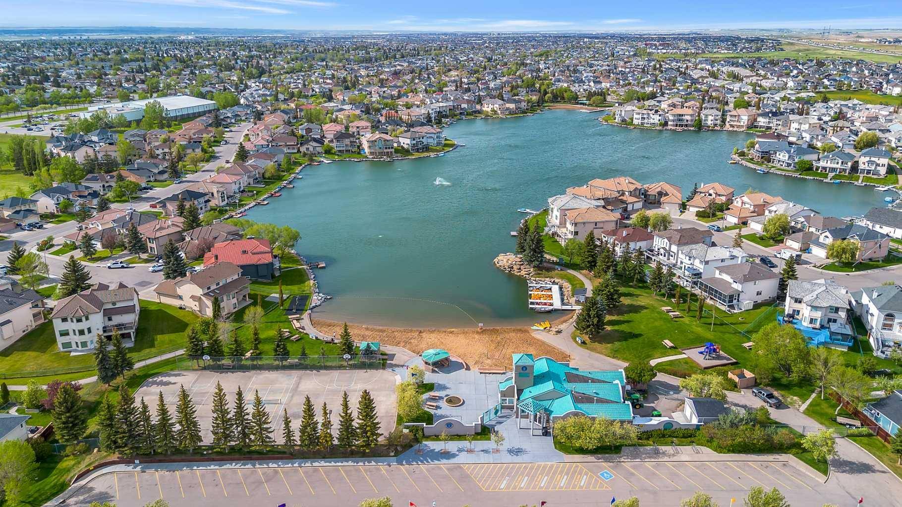 218 Coral Keys CT Northeast, Calgary, AB T3J3K5