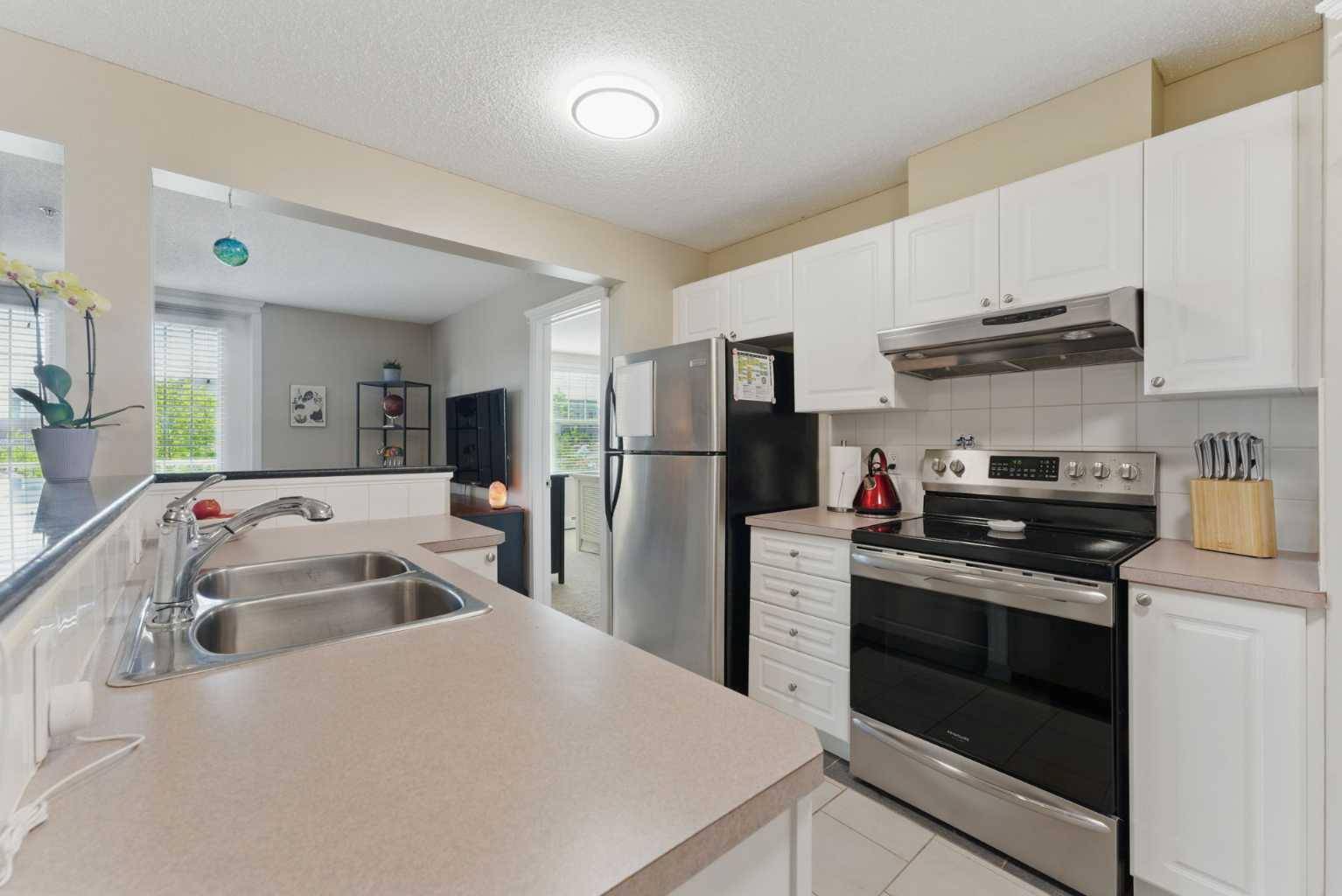 Calgary, AB T2C 2C6,2212 34 AVE Southwest #302