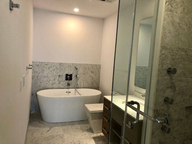 Toronto C01, ON M5G 0C1,488 University AVE #4108