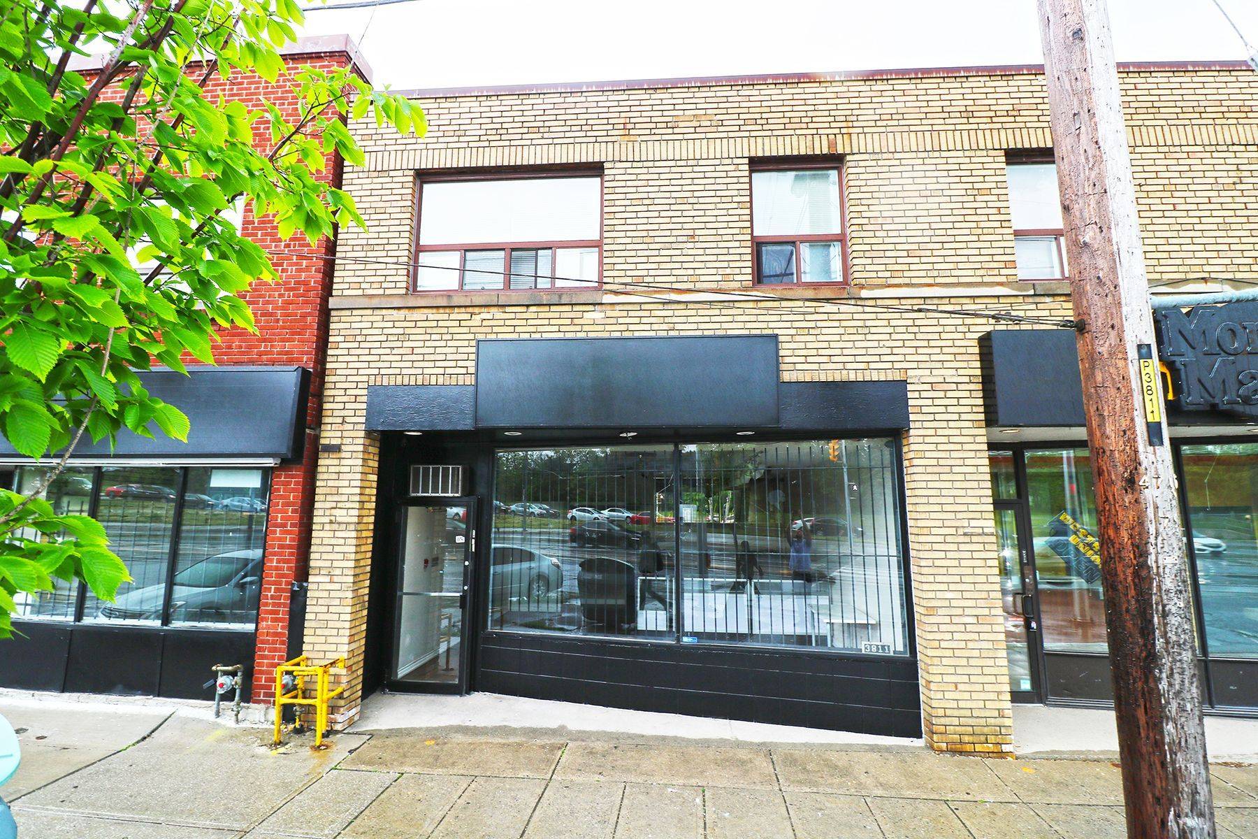 3811 Lake Shore BLVD W, Toronto W06, ON M8W 1R2