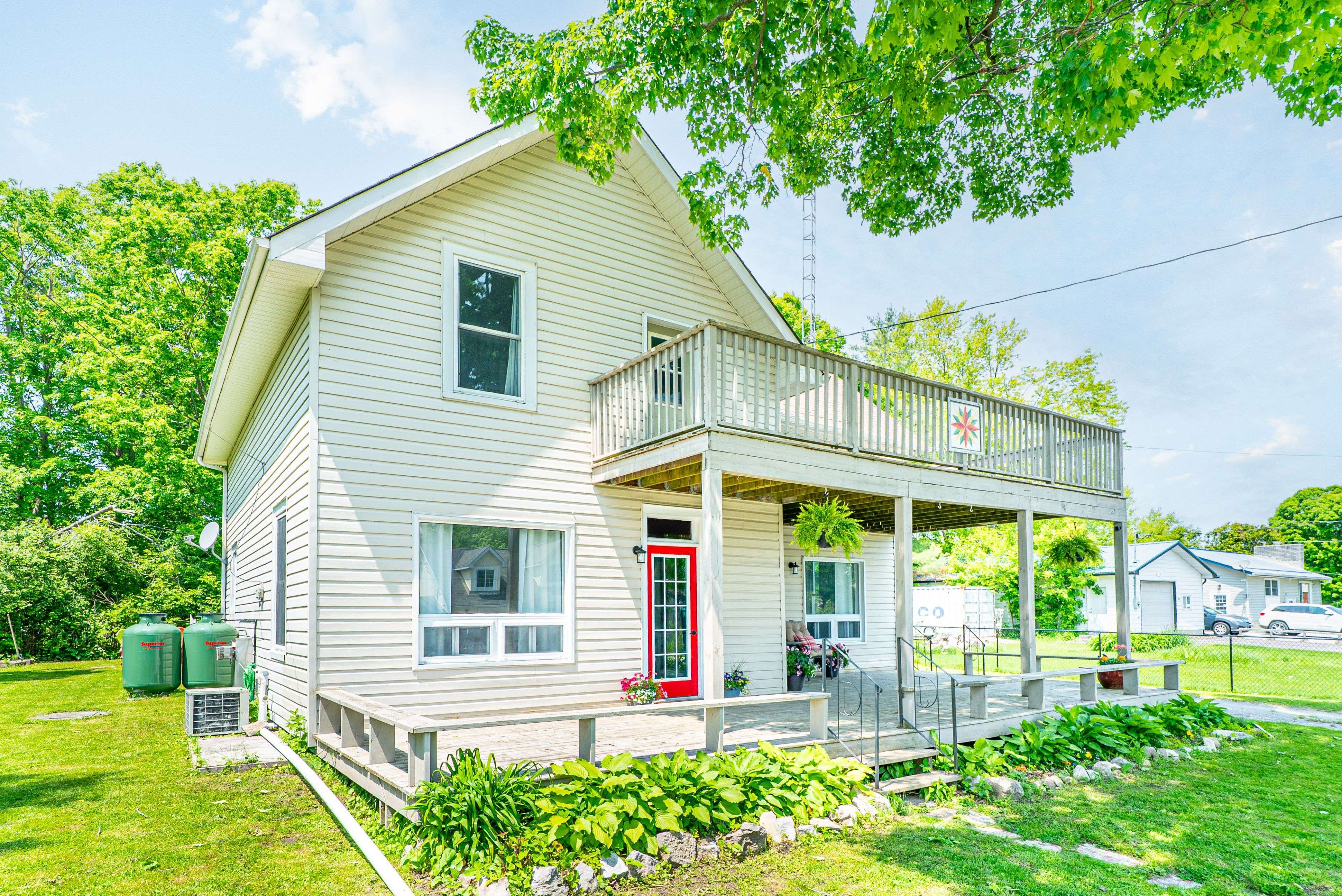 Kawartha Lakes, ON K0M 1K0,50 North Water ST