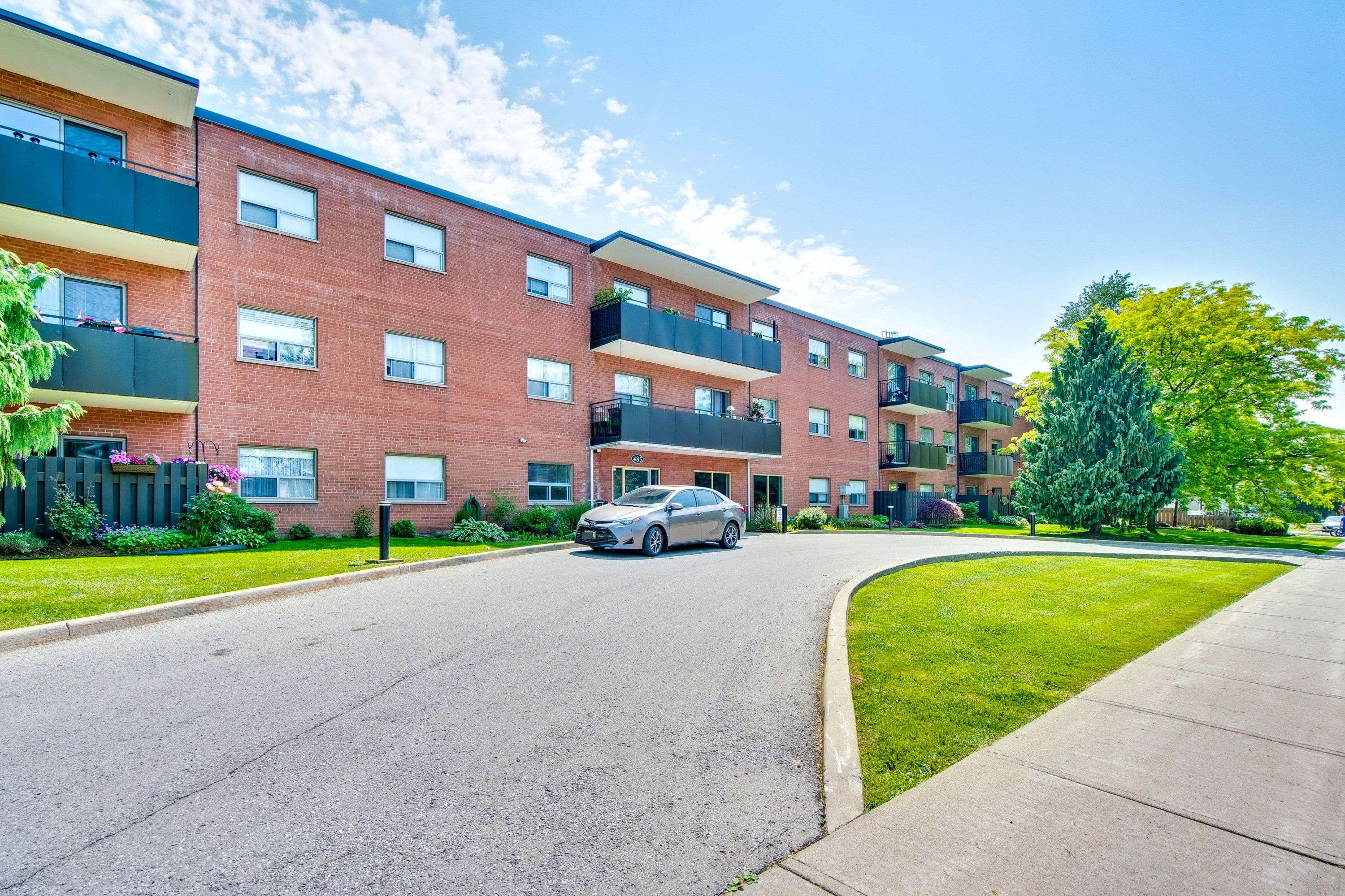 Welland, ON L3C 3K1,485 Thorold RD #116