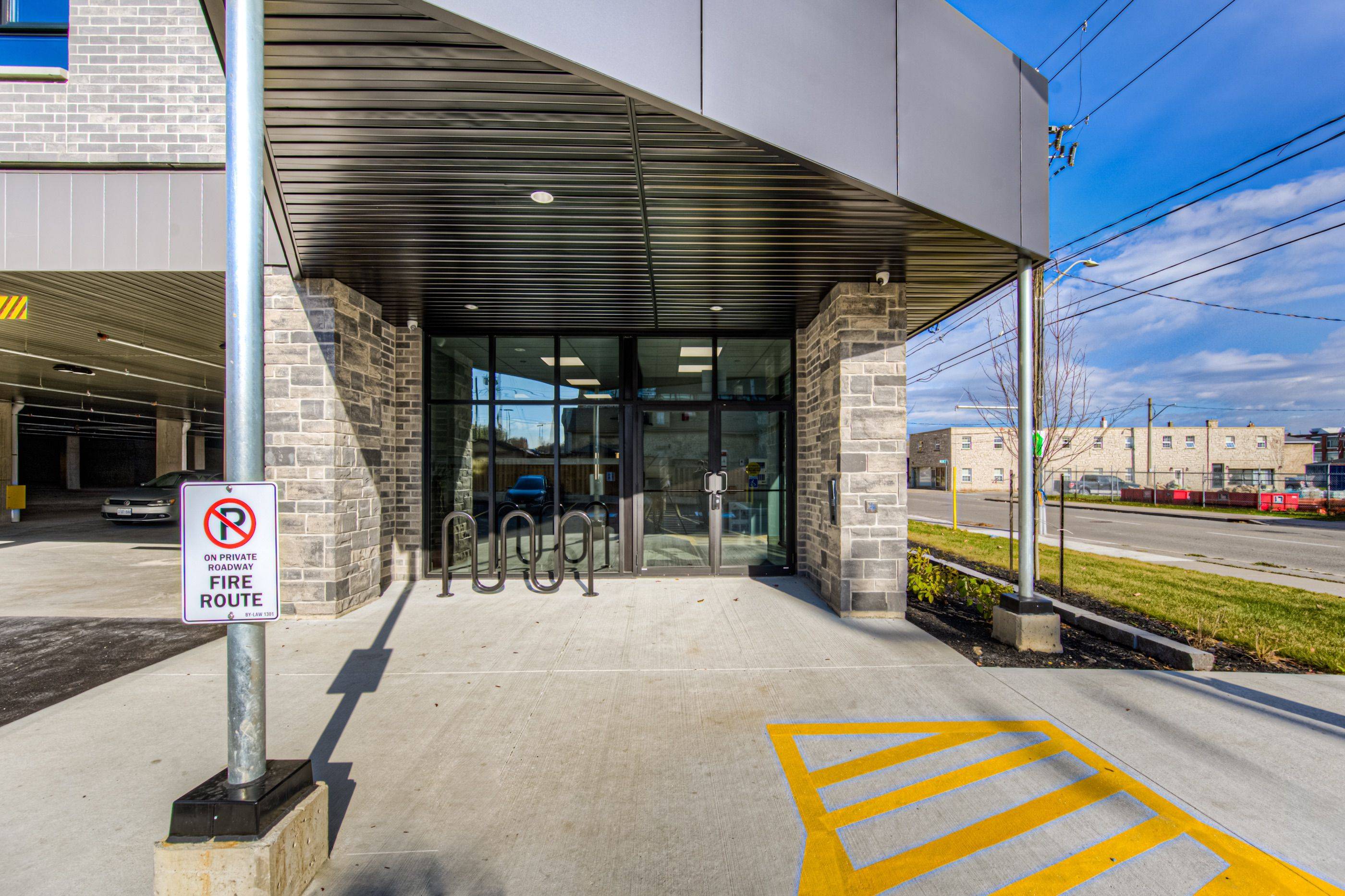Cambridge, ON N1S 2M8,30 George ST S #204
