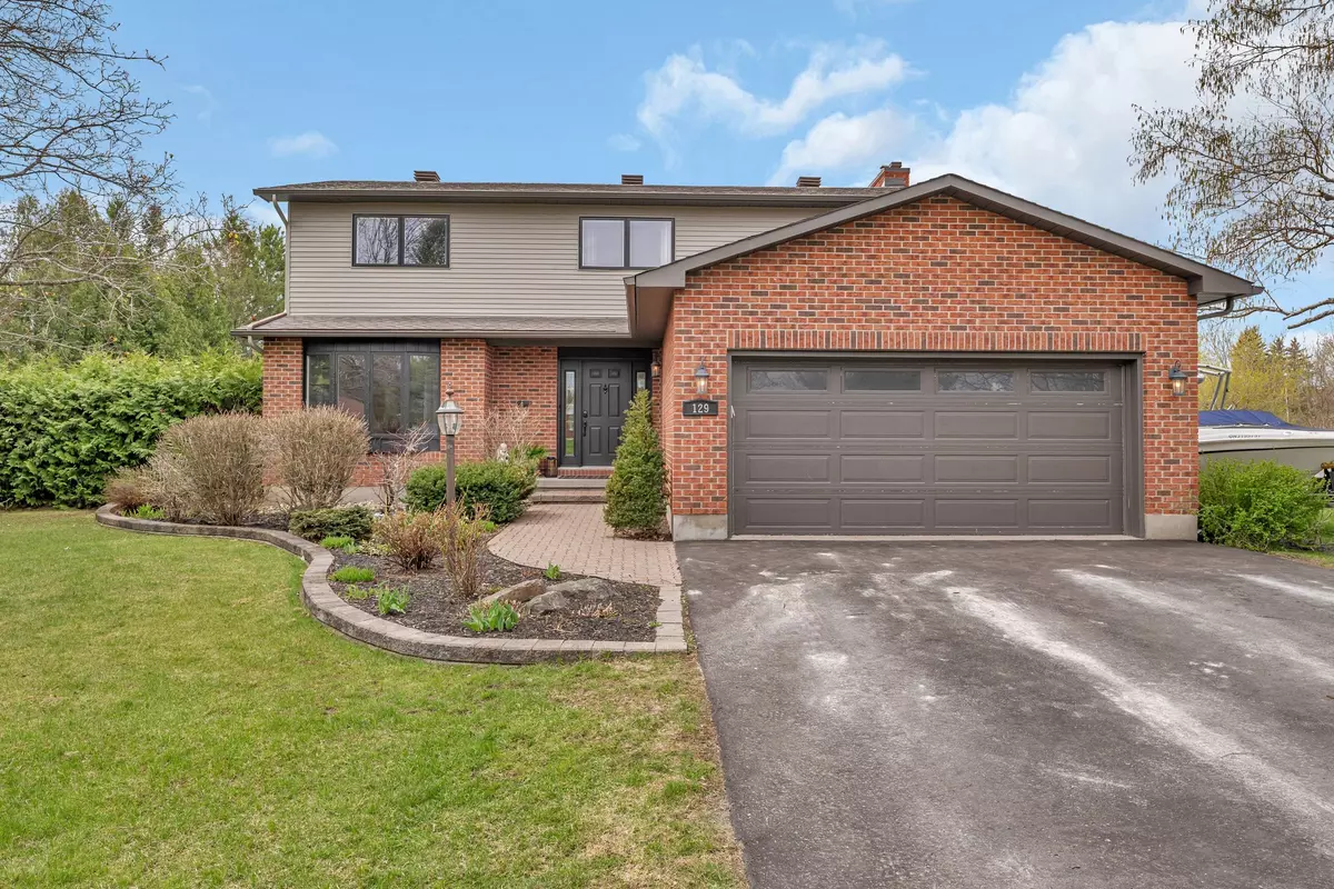 Carp - Huntley Ward, ON K0A 1L0,129 Ridgeview DR