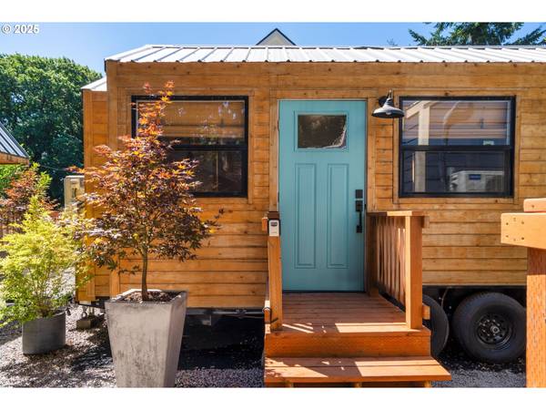 Portland, OR 97202,3324 SE 24TH AVE