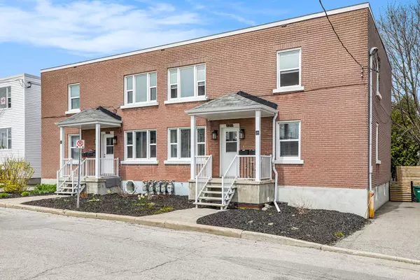 Vanier And Kingsview Park, ON K1L 5M1,327-329 Shakespeare ST