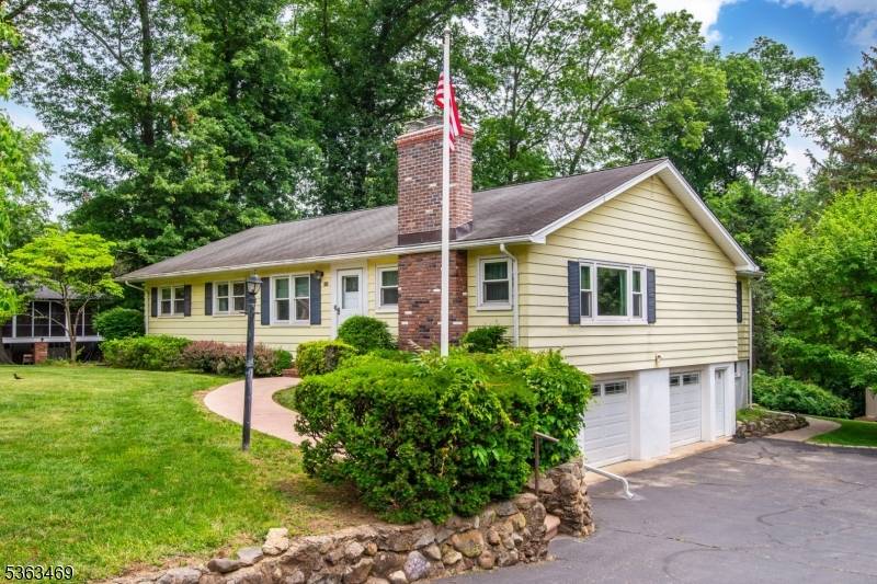 Hanover Twp., NJ 07981,38 Longview Dr